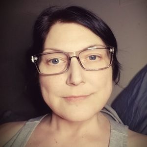 Meet your Posher, Becca